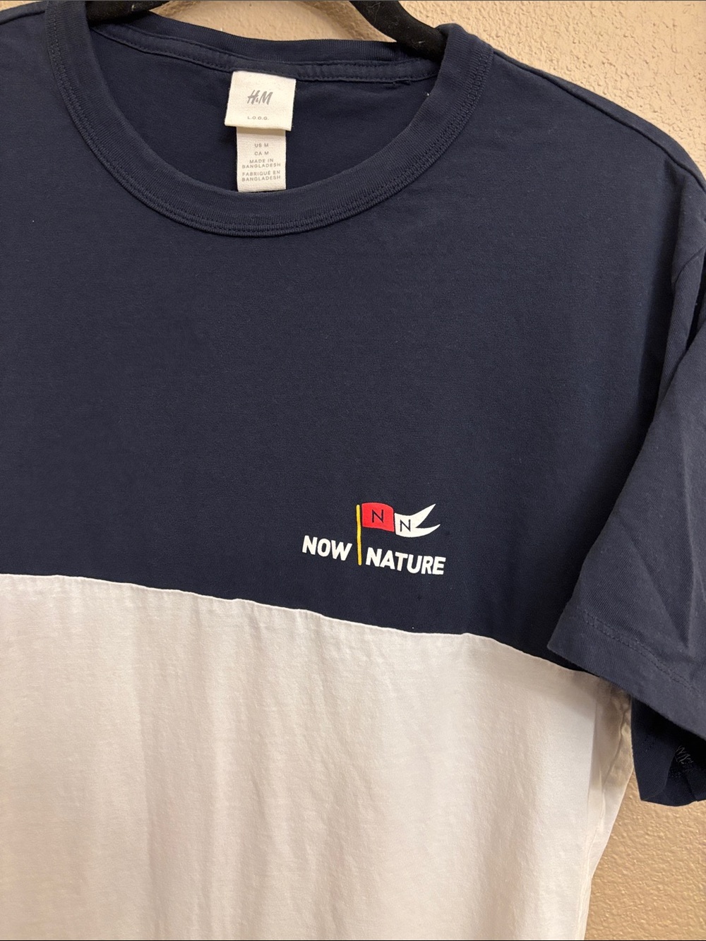 H&M Medium Navy Blue White Now Nature Nautical Flag Colorblock Short Sleeve Tee
